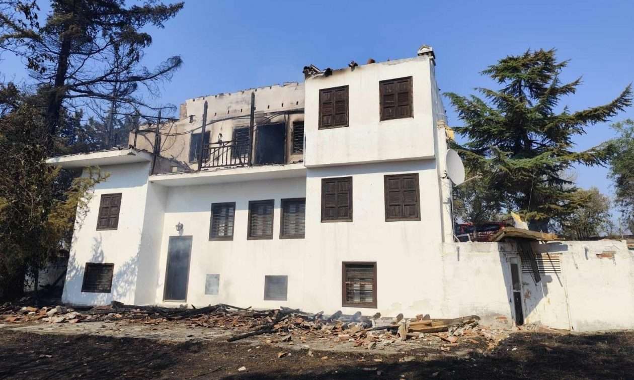 Θέρμη: Ζημιές σε δύο σπίτια και μια αποθήκη