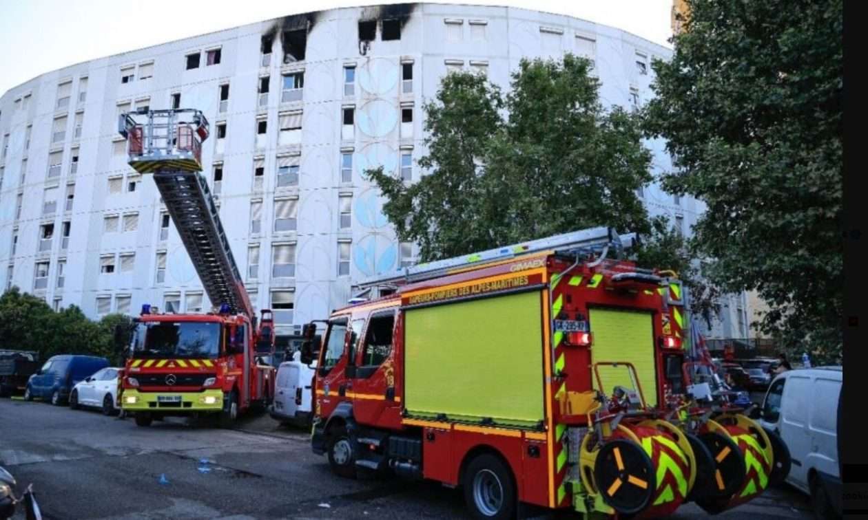 Τραγωδία στη Νίκαια: Τουλάχιστον επτά νεκροί από φωτιά σε εργατική πολυκατοικία
