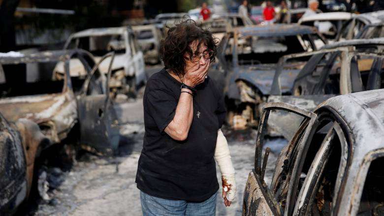 Τραγωδία στο Μάτι: Ένα πλωτό φαναράκι για τους 104 νεκρούς μας, ένα μπαλόνι για τα 11 παιδιά μας που δεν πρόλαβαν να μεγαλώσουν…