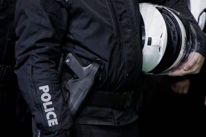 Προφυλάκιση για τον αστυνομικό που συμμετείχε σε διεθνές κύκλωμα ναρκωτικών – «Ήμουν σε αποστολή» ισχυρίζεται