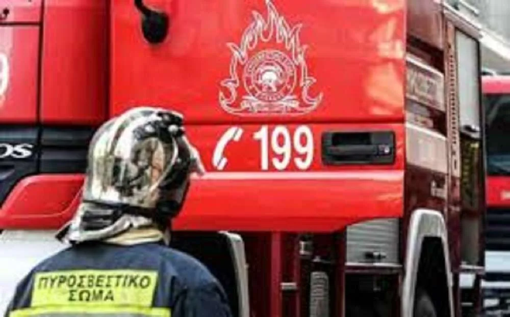 Φωτιά στην Αττική – Αναφορές για αγνοούμενη στα Βριλήσσια