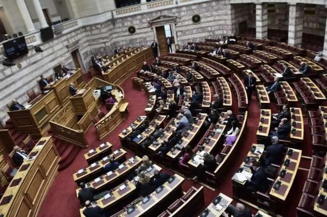 Βουλή: “Πέρασε” η Κύρωση της Συμφωνίας Συγχώνευση της Attica Bank με την Παγκρήτια