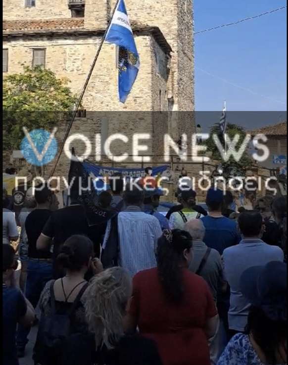 Πλήθος κόσμου συγκεντρώθηκαν στην Μονή Εσφιγμένου για να βάλουν ένα STOP στις διώξεις Μητσοτάκη