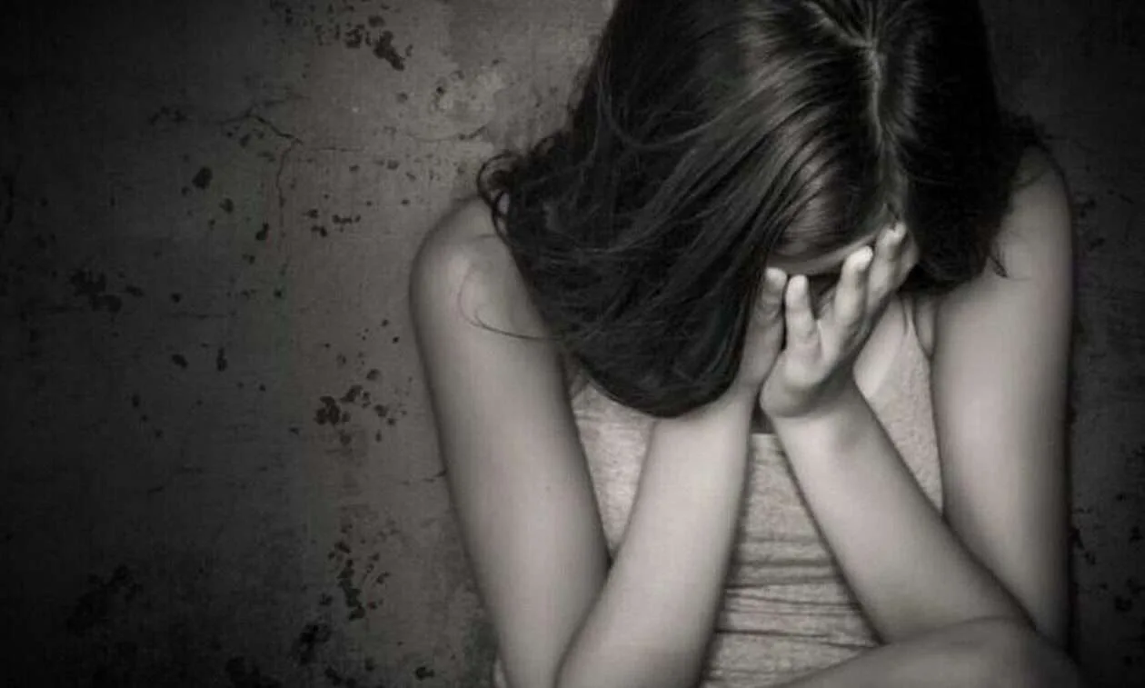 Ομαδικός βιασμός στη Πάτρα: Τα αποκαλυπτικά μηνύματα του «μπόξερ» στην 16χρονη