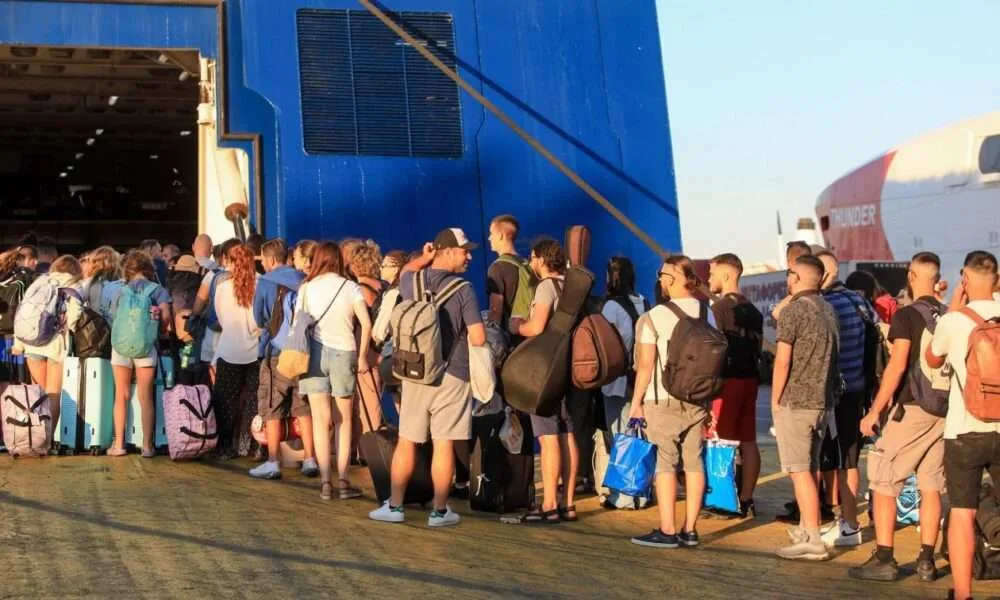 Τουρισμός: Ποιους προορισμούς «ψήφισαν» για το τριήμερο οι Έλληνες
