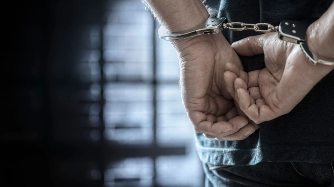 Χτύπημα-μαμούθ κατά των ναρκωτικών: 384 συλλήψεις και κατασχέσεις 1,4 τόνων