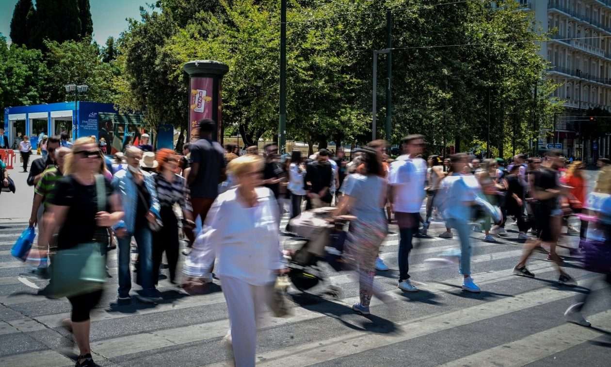 Προπληρωμένη κάρτα – Τα επιδόματα που θα ενταχθούν και τα προνόμια