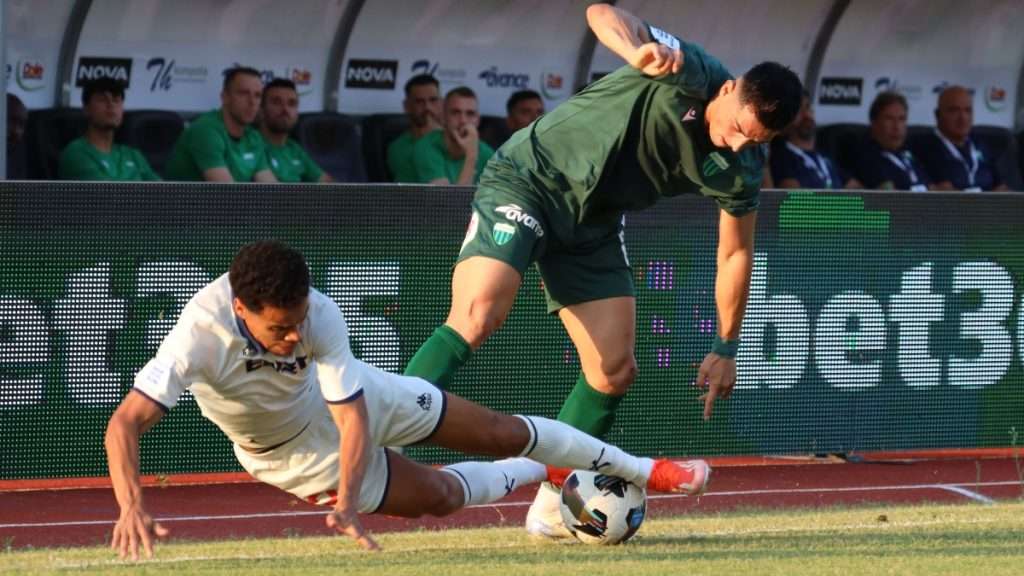 Super League: X στη Λιβαδειά