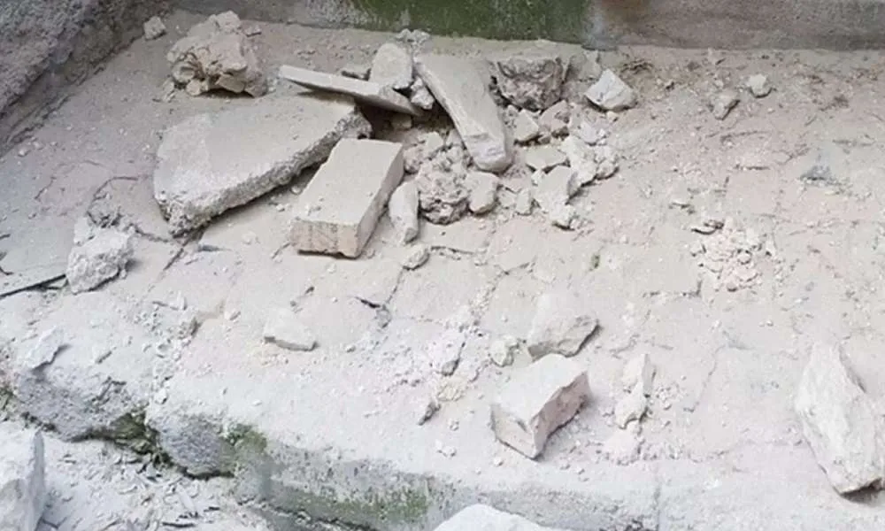 Ηράκλειο – Κατέρρευσε τμήμα οικοδομής – Ζημιές σε δυο οχήματα