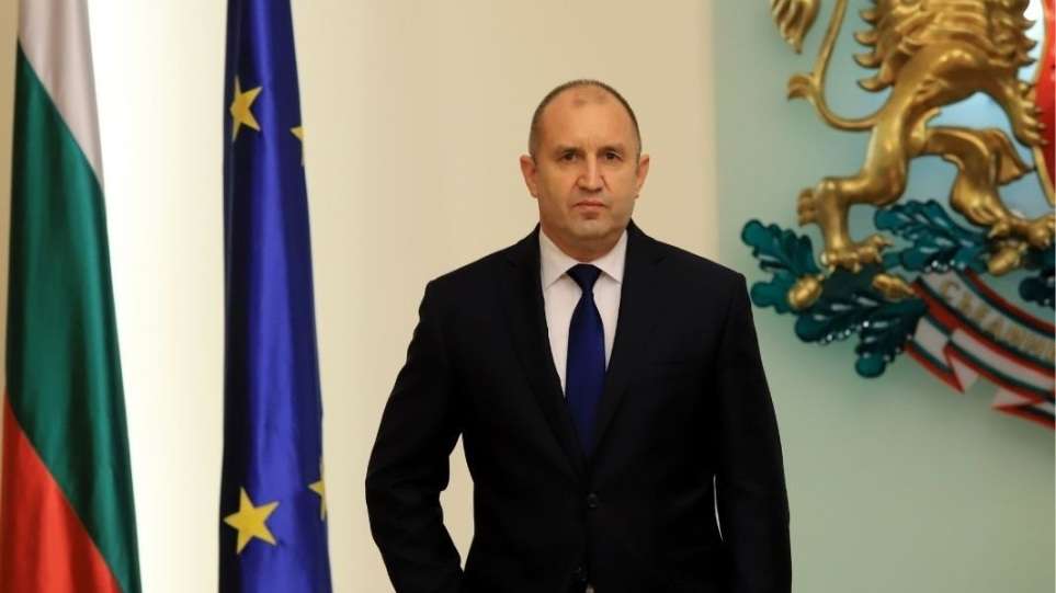 Βουλγαρία: Ο πρόεδρος Ράντεφ ανακοίνωσε τη διεξαγωγή πρόωρων εκλογών