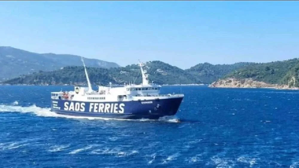 Τήνος – Ταλαιπωρία για επιβάτες πλοίου – Σύλληψη του Α’ μηχανικού για δολιοφθορά