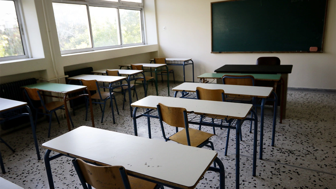 14χρονος επιτίθεται σε καθηγήτρια με μαχαίρι – Σοβαρά τραυματισμένη!