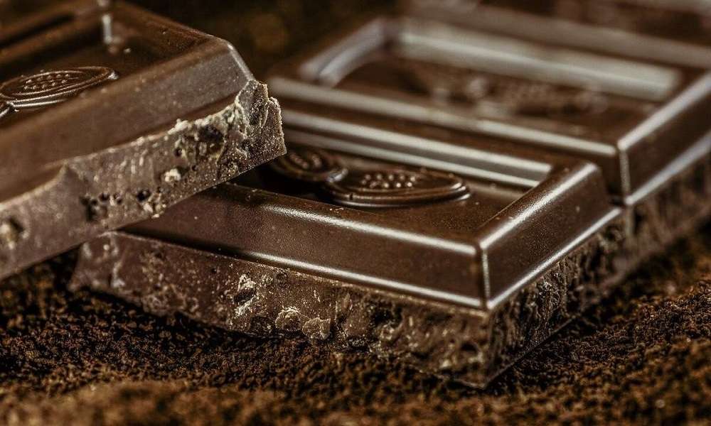 Παγκόσμιος συναγερμός – Ανακλήθηκε σοκολάτα… φονιάς – Δυο νεκροί και χιλιάδες δηλητηριάσεις