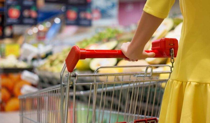 Τσουνάμι ακρίβειας στα σούπερ μάρκετ – Σε σοκ οι καταναλωτές με τις τιμές των προϊόντων