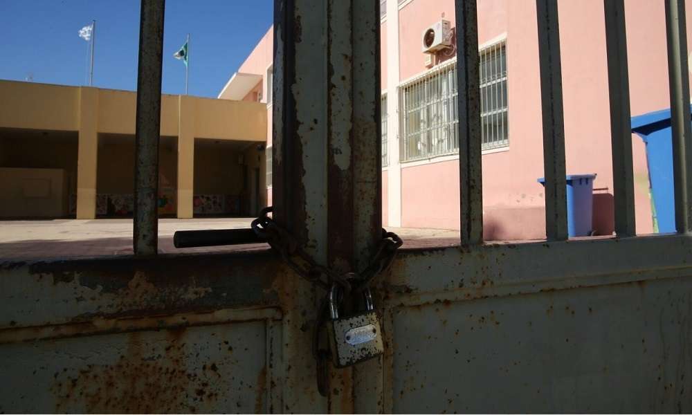 Αλιβέρι – Δεν θα λειτουργήσουν τα σχολεία αύριο
