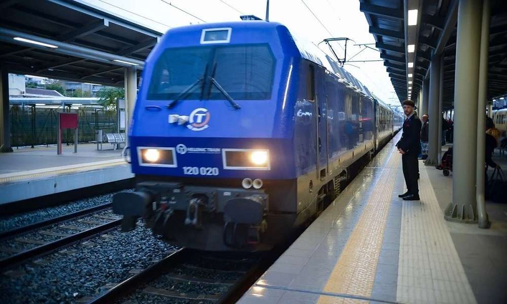 Intercity: Νέο επεισόδιο ταλαιπωρίας – Βλάβη στη μηχανή στο δρομολόγιο Αθήνα–Θεσσαλονίκη