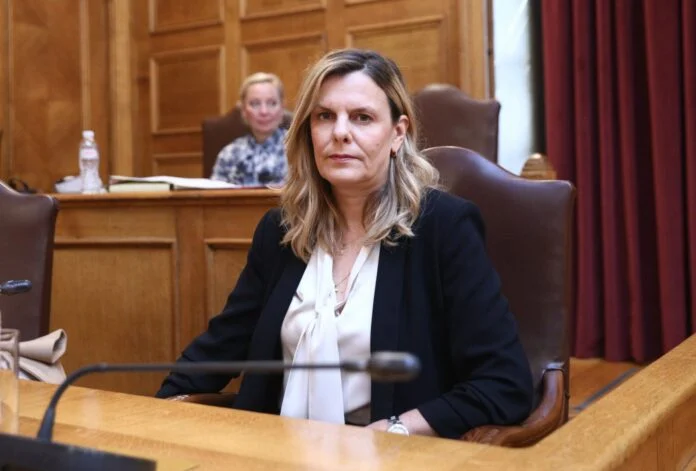 Στις 7 Οκτωβρίου απολογείται η πρόεδρος της ΡΑΣ για το έγκλημα στα Τέμπη