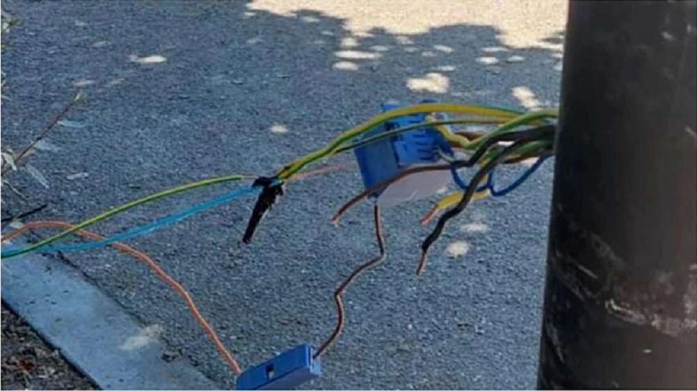 Βανδαλισμοί σε κεντρική πλατεία στην παλιά πόλη του Ρεθύμνου
