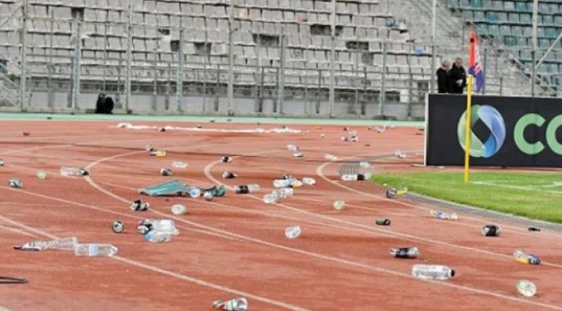 Αλλαγές στον Πειθαρχικό Κώδικα: Τιμωρία έδρας για ρίψη αντικειμένων
