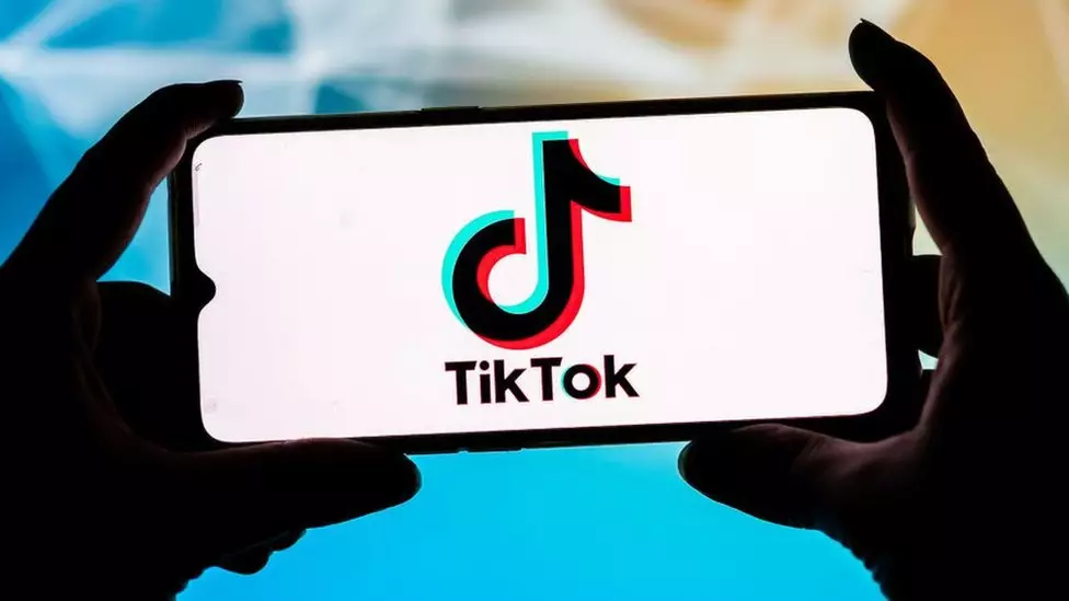 Κακά νέα για τους TikTokers – Παίζεται στο δικαστήριο το μέλλον της εφαρμογής