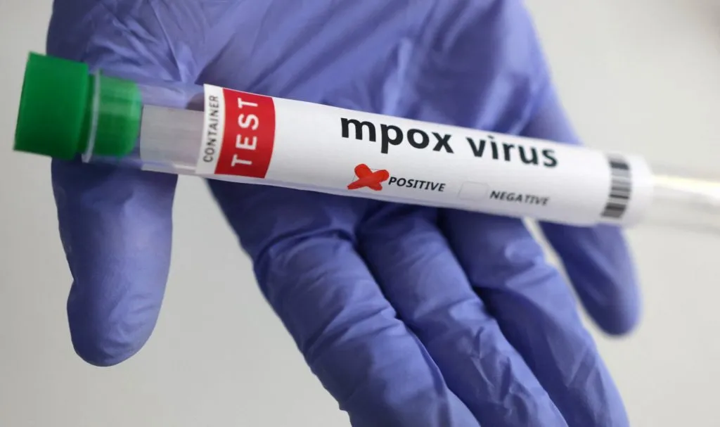 Εντοπίστηκε το πρώτο κρούσμα της νέας παραλλαγής της ευλογιάς των πιθήκων στη Γερμανία