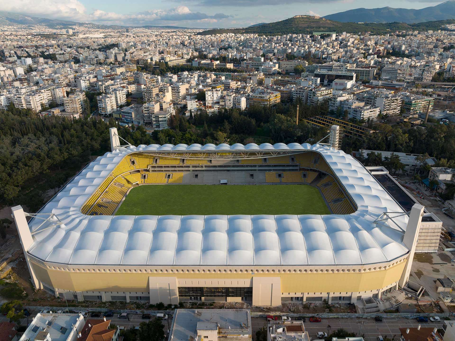 ΠΑΜΕ ΣΤΟΙΧΗΜΑ: Σαββατοκύριακο με ντέρμπι στα ευρωπαϊκά πρωταθλήματα