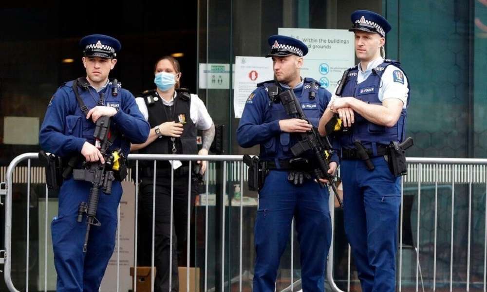 Σίδνεϊ: Άνδρας «άνοιξε πυρ» σε πολυσύχναστο δρόμο – Τουλάχιστον 20 τραυματίες!