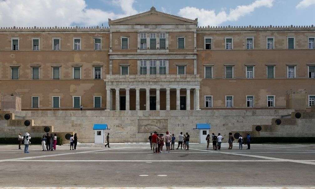 Βουλή: Κατάθεση προς ψήφιση ο Κρατικός Προϋπολογισμός