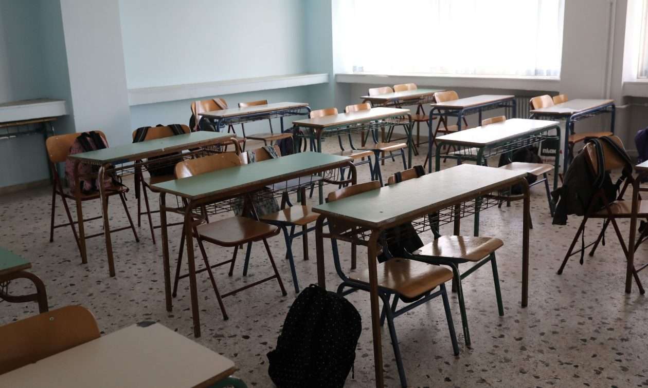 Πέλλα: Νεαρός έκλεψε 13.000 ευρώ από το γραφείο λυκειάρχη – Τα χρήματα προορίζονταν για σχολική εκδρομή