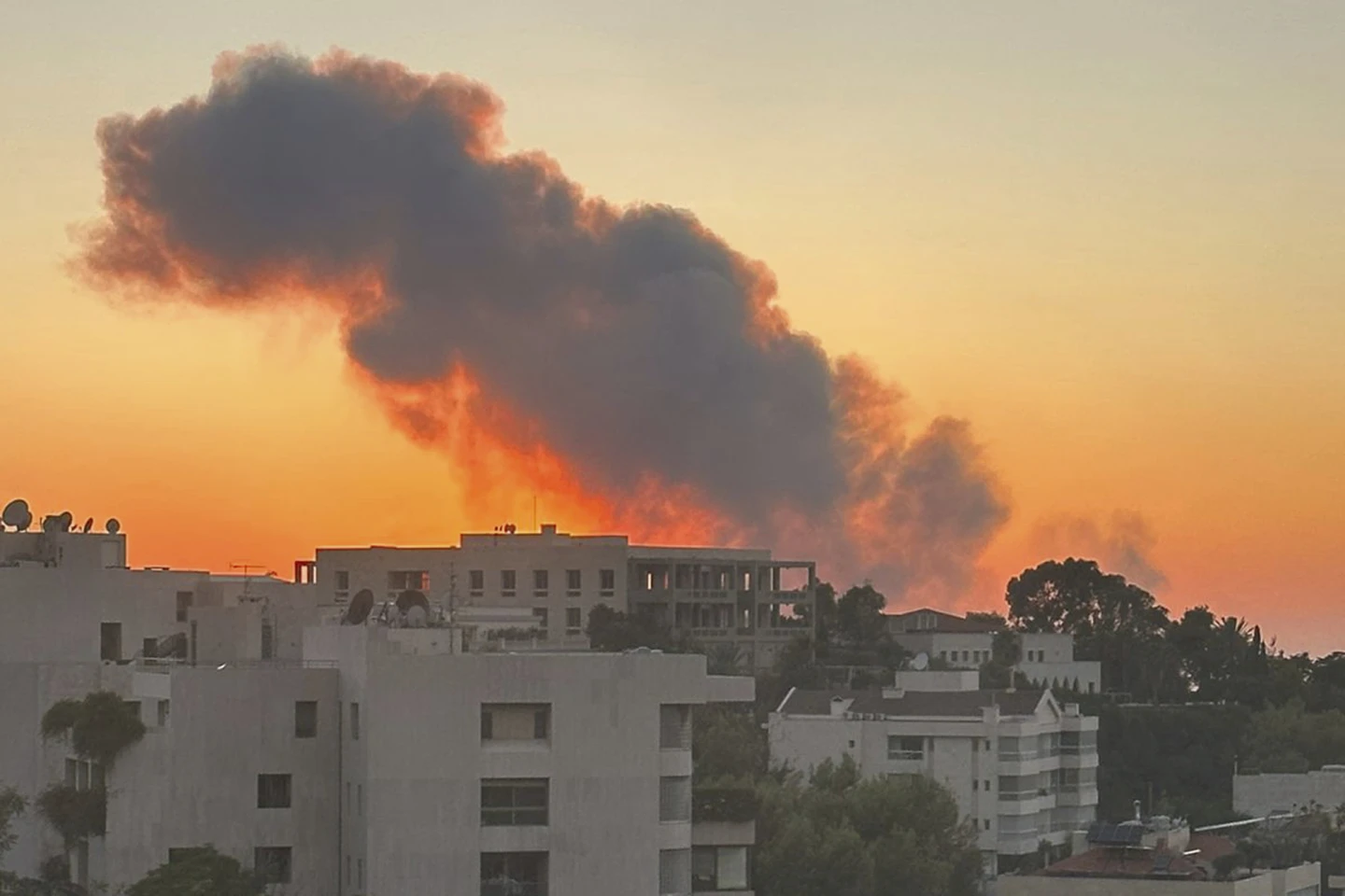 Νέο χτύπημα του Ισραήλ στη Βηρυτό – Χτύπησαν το κεντρικό αρχηγείο της Χεζμπολάχ