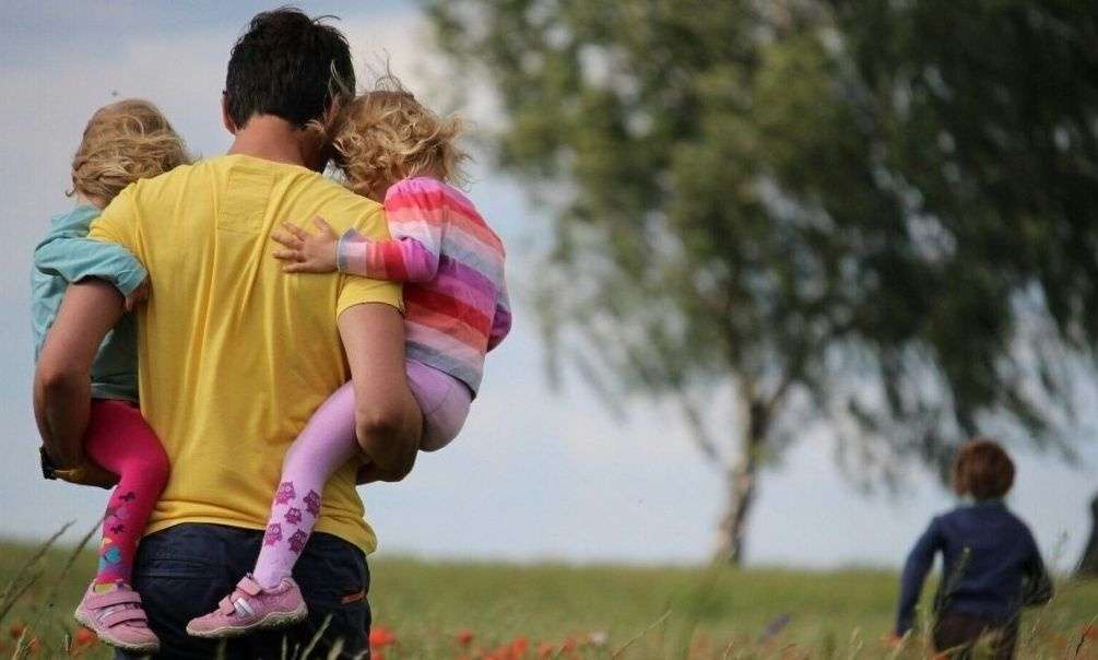 Επίδομα παιδιού: Πότε ανοίγει η πλατφόρμα – Ποιοι οι δικαιούχοι