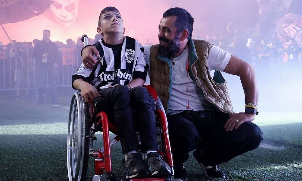 Γιάννης Παπαστεφανάκης – Ολοκληρώθηκε με επιτυχία η επέμβαση του μικρού φίλου του ΠΑΟΚ στις ΗΠΑ