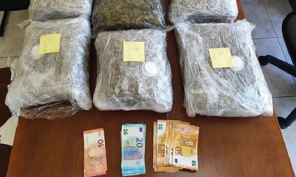Άγιος Παντελεήμονας: Συνελήφθησαν δύο άτομα με πάνω από 7 κιλά ακατέργαστης κάνναβης