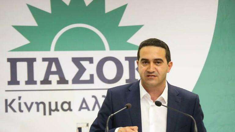 Εκλογές ΠΑΣΟΚ: Ψήφισε στην Ηλεία ο Μιχάλης Κατρίνης