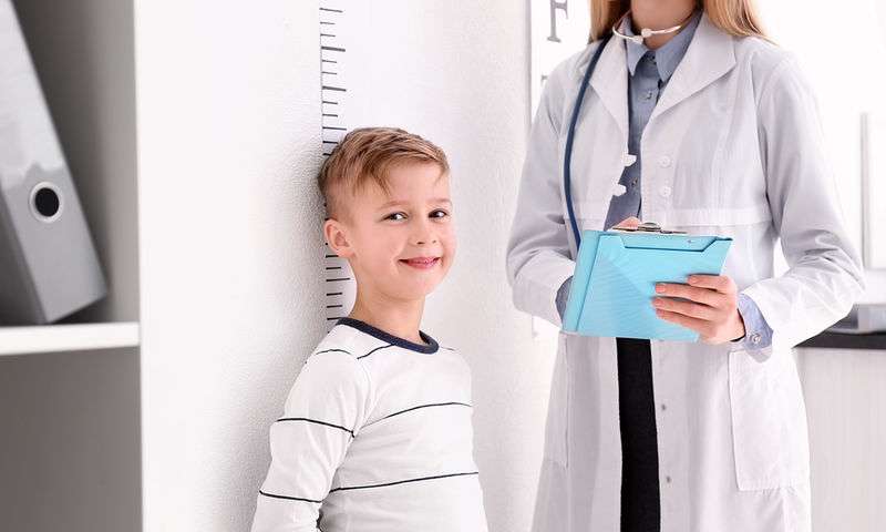 Δωρεάν παιδιατρικός έλεγχος για ευάλωτες ομάδες από τον Δήμο Αθηναίων