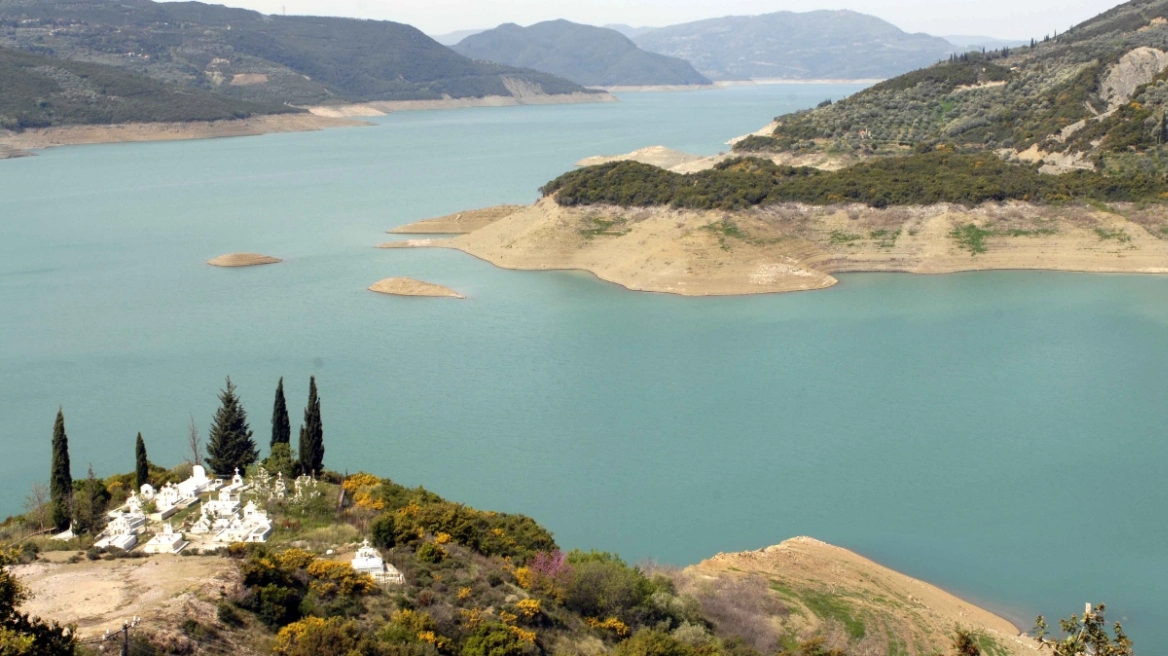Παράταση μέχρι σήμερα για τις ψηφιακές συμβάσεις των αναπληρωτών εκπαιδευτικών
