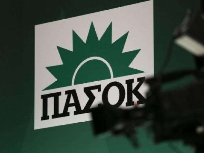 ΠΑΣΟΚ: Η «μάχη» των υπογραφών – Πόσες συγκέντρωσε κάθε υποψήφιος για την ηγεσία