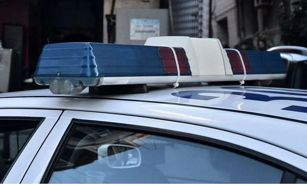 Αγρίνιο: Ανήλικοι άδειασαν κοσμηματοπωλείο με «ριφιφί» – Άρπαξαν λεία 50.000 ευρώ