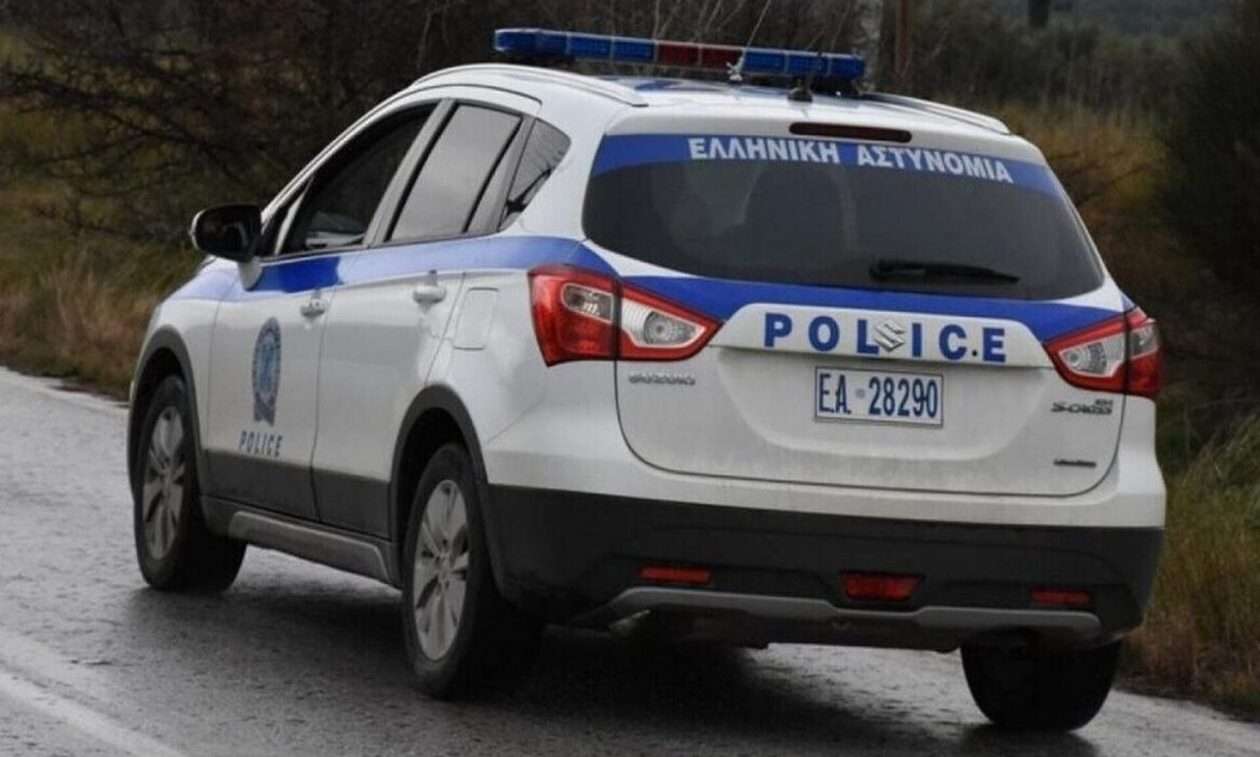 «Χειροπέδες» σε ταξιτζή και επιβάτη με πάνω από 1 κιλό «ακατέργαστη κάνναβη» στα διόδια Τραγάνας
