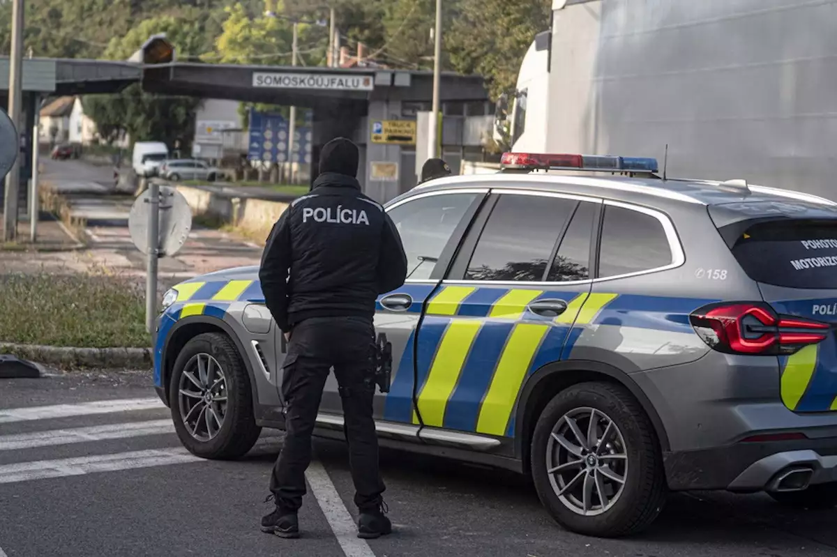 Μαθήτρια επιτέθηκε σε συμμαθητές της με μαχαίρι – Δύο τραυματίες