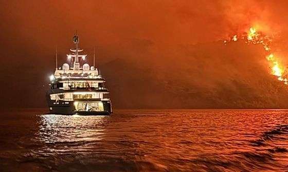 Φωτιά στην Ύδρα: Αλαλούμ και φιάσκο – Ο διοικητής δεν πήγε ποτέ στο γιοτ!