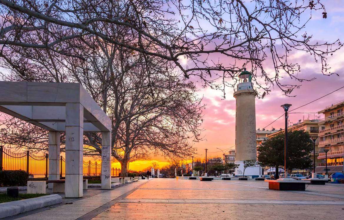 Ο κόσμος το έχει τούμπανο και η Αλεξανδρούπολη…