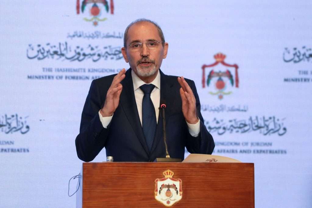 «Η Ιορδανία δεν θα είναι πεδίο μάχης για κανέναν» – Ο Ιορδανός ΥΠΕΞ προειδοποιεί για τον κίνδυνο συνολικού πολέμου στη Μέση Ανατολή