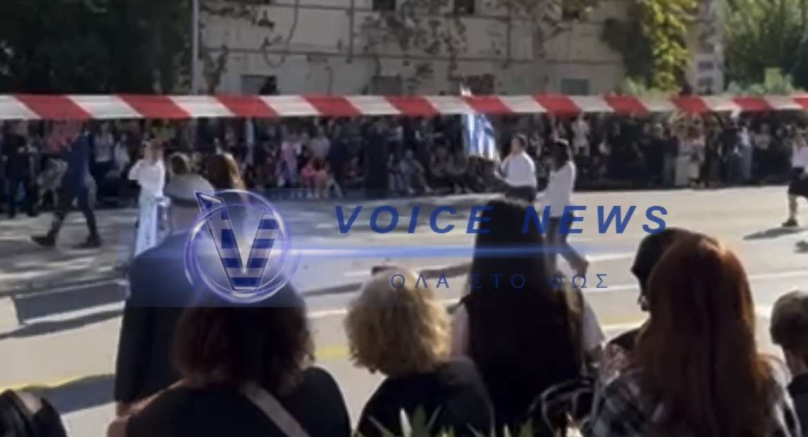 Σε εξέλιξη η μεγάλη στρατιωτική παρέλαση στη Θεσσαλονίκη (βίντεο)