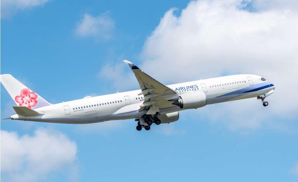 Σε δίλημμα για νέα αεροσκάψη από Boeing ή Airbus η China Airlines