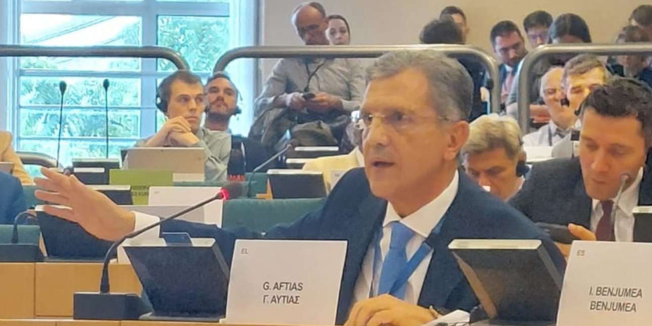 Tι ΔΕΝ ΛΕΕΙ ο Γιώργος Αυτιάς; – Όλη η αλήθεια για τον ελληνικό ‘ΣΙΔΕΡΕΝΙΟ ΘΟΛΟ’ και τη χρηματοδότησή του