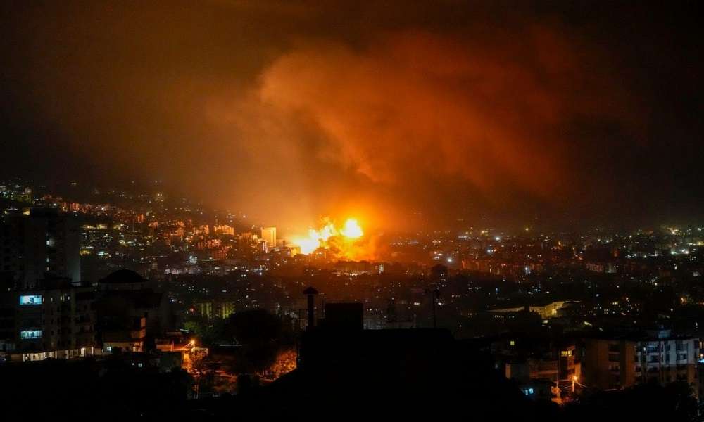Reuters – Πιο επικίνδυνες και μεγαλύτερης κλίμακας οι επόμενες επιθέσεις του Ιράν