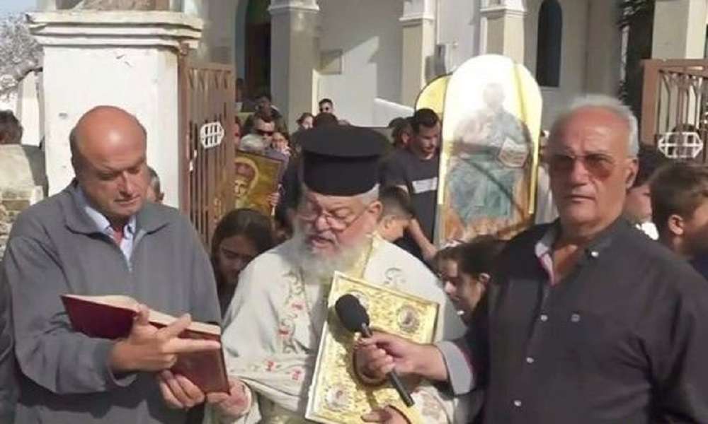 Λιτανείες και στη Νάξο για να βρέξει – «Η κατάσταση είναι εκτός ελέγχου», λέει ο Δήμαρχος