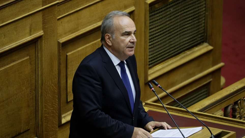 Νίκος Παπαθανάσης: Ο προϋπολογισμός υπερδιπλασιάζει τις δαπάνες σε Υγεία, Παιδεία, ασφάλεια και Πολιτική Προστασία