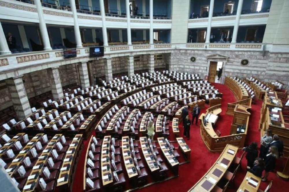 Αρωγός των τέκνων πεσόντων στελεχών των Ενόπλων Δυνάμεων και των Σωμάτων Ασφαλείας η Βουλή